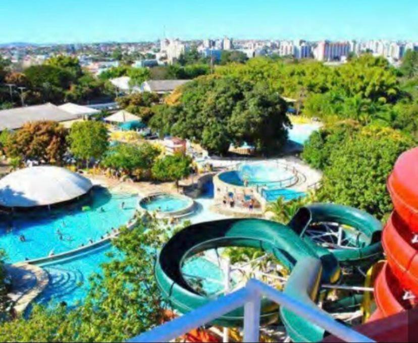 Spazzio Andrian & Silva - Inclusos Ingressos Do Parque Caldas Novas Esterno foto